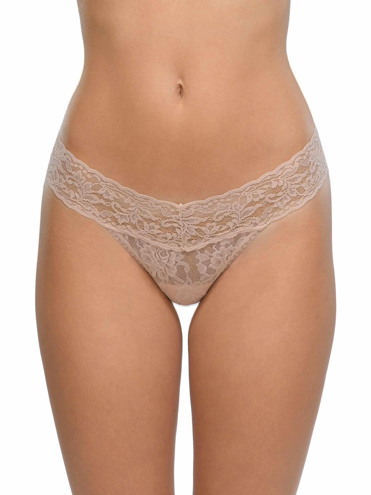 Hanky Panky Petite Size Signature Lace® Low Rise Thong Chai