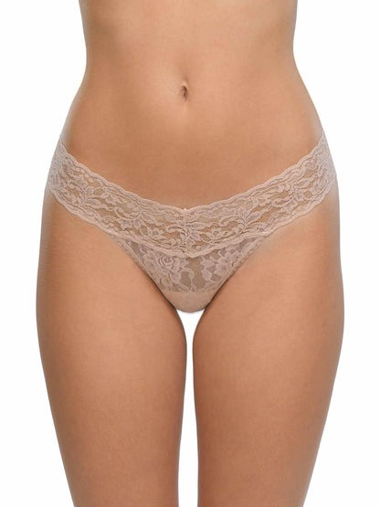 Hanky Panky Petite Size Signature Lace® Low Rise Thong Chai